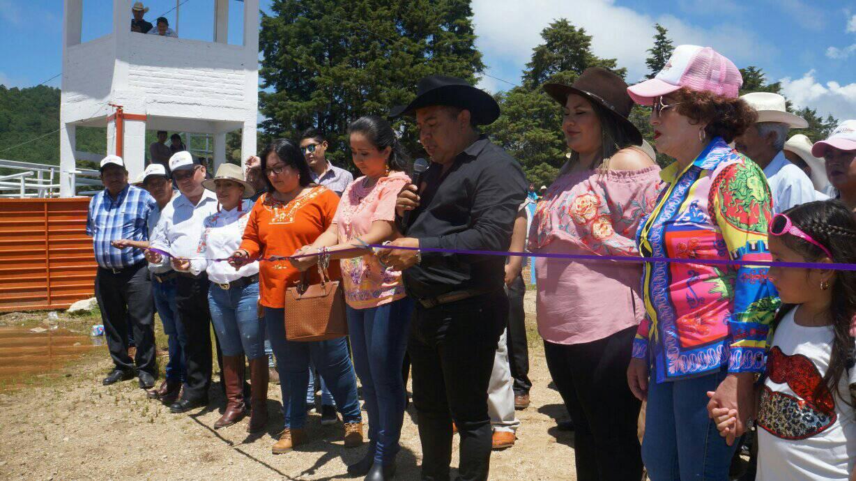 Inauguración del lienzo charro "Tito Fonseca" y la Inauguración de la pista "Carnesalada"